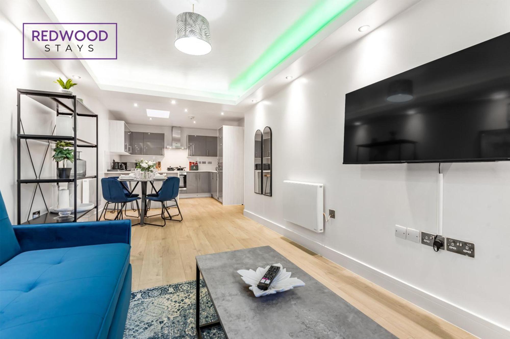 1 Bed 1 Bath Town Center Apartments For Corporates & Contractors, Wifi, Netflix And Parking On Selected Units By Redwood Stays Алдършот Екстериор снимка